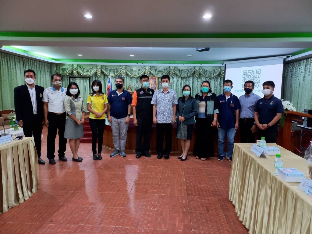 LINE_ALBUM_ประชุมเรื่องรถรับส่งนักเรียนช่วงสถาน_4 (Medium)